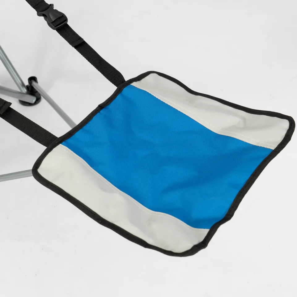 KIRKJUBØUR® "Asgard" gepolsterter Campingstuhl mit Fußteil blau